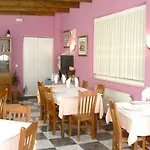 La Quinta Hotel 2*