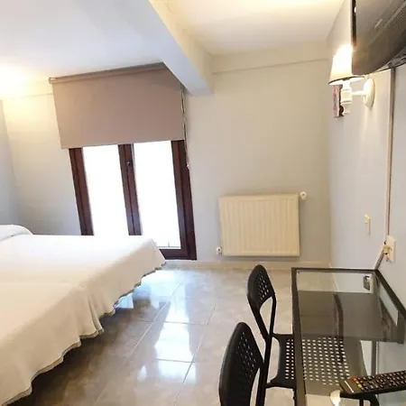 La Quinta Hotel 2*