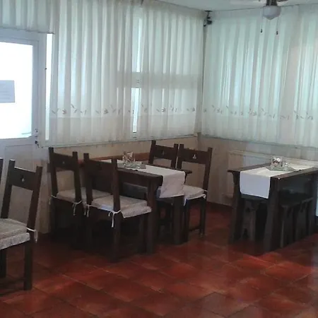 La Quinta Hotel 2*